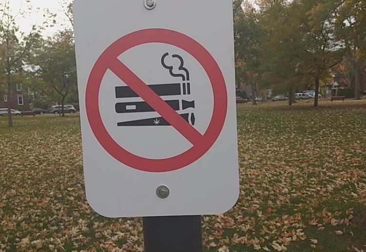van-hoa-va-con-nguoi-Canada-no-smoking